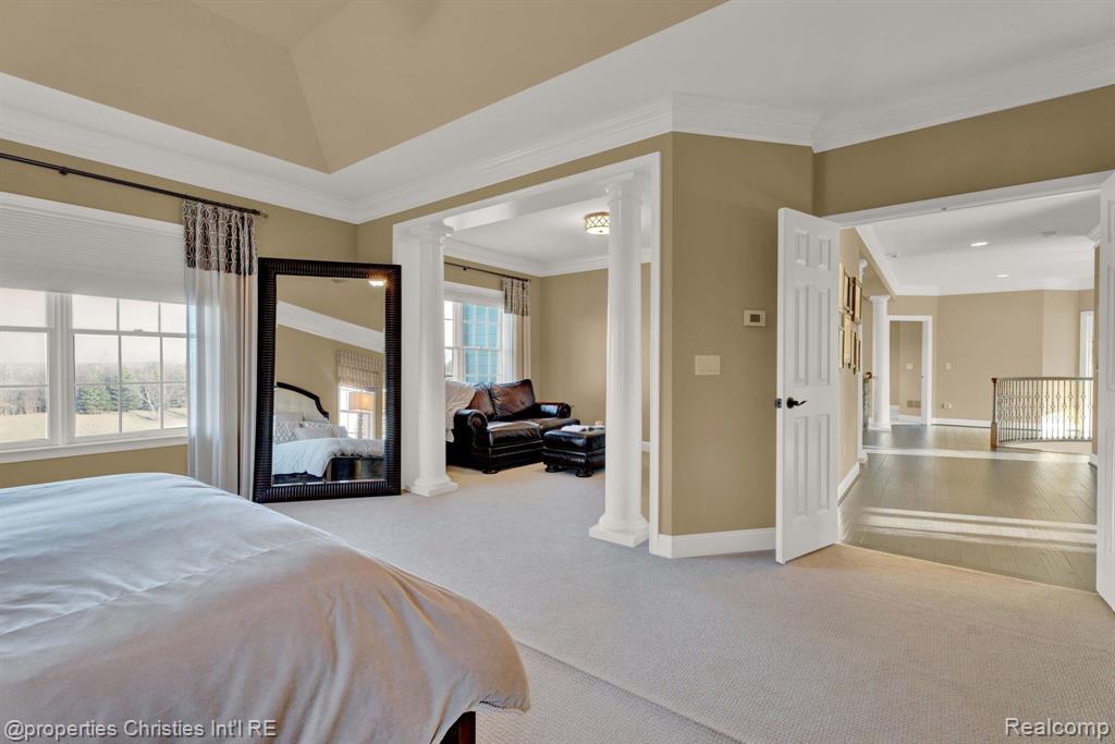 17248 CRESTBROOK Drive, Northville, MI 48168 — Photo 32