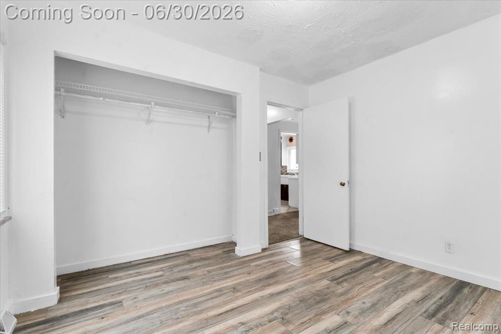 7400 Dolphin, Redford, MI 48239 — Photo 9