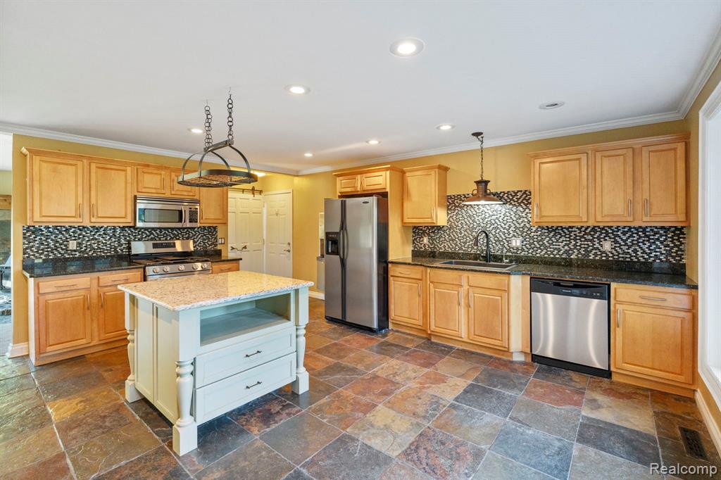 5376 Casey Road, Dryden, MI 48428 — Photo 8