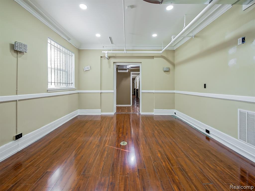 491 E GRAND Boulevard, Detroit, MI 48207 — Photo 10