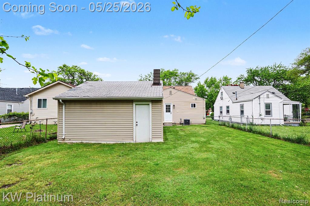 19070 Melvin Street, Roseville, MI 48066 — Photo 23