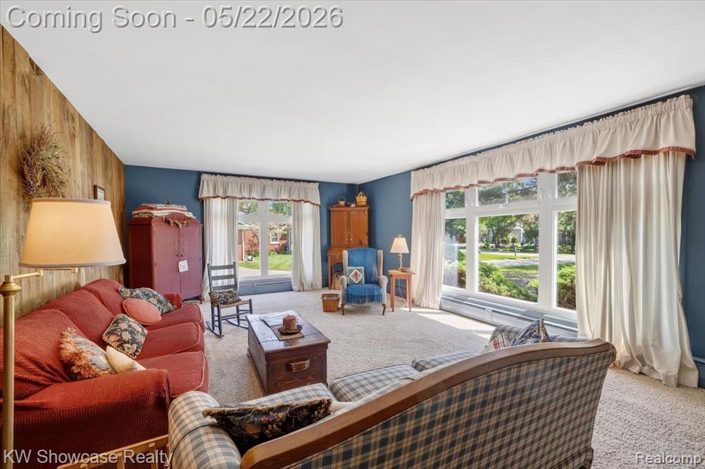 21105 Hugo Street, Farmington, MI 48336 — Photo 7