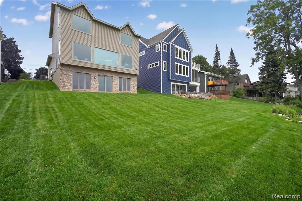 3429 Rolston Road, Fenton, MI 48430 — Photo 48