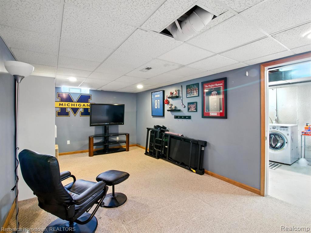 612 Bedford Drive, Westland, MI — Photo 23