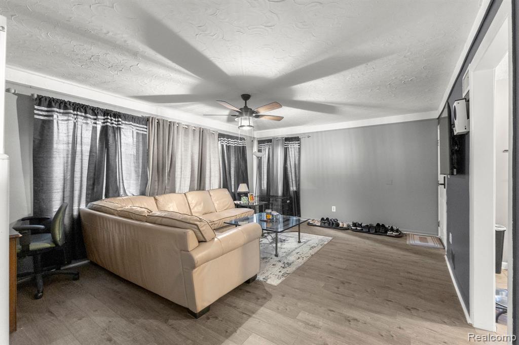 9424 POLK Street, Taylor, MI 48180 — Photo 6