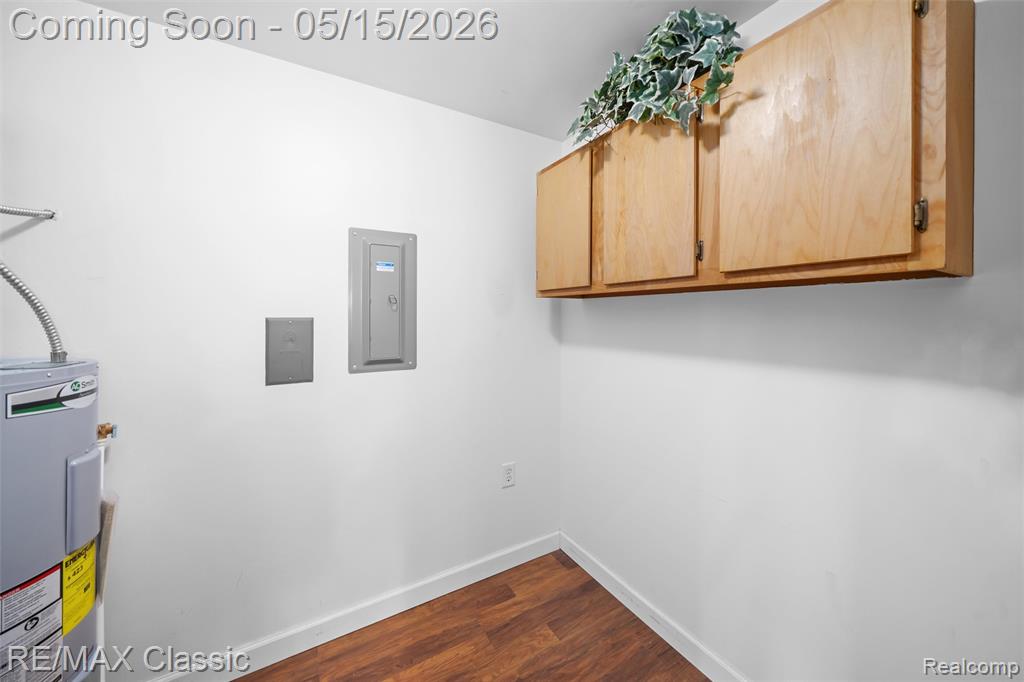 7362 Manor Circle, 203, Westland, MI — Photo 16