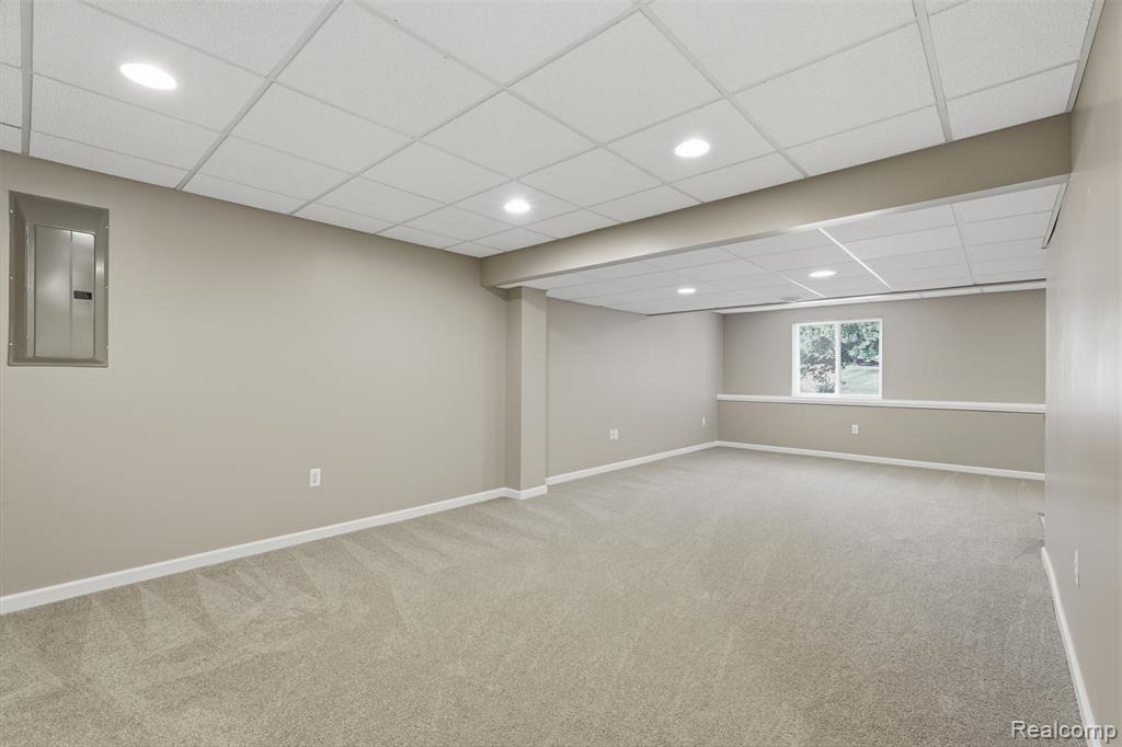 6263 Shadetree Court, Howell, MI 48843 — Photo 24