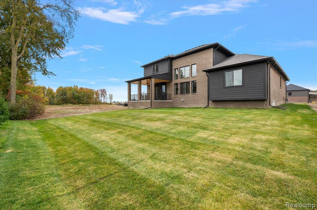 50352 Mistwood Drive, Macomb, MI 48042 — Photo 71