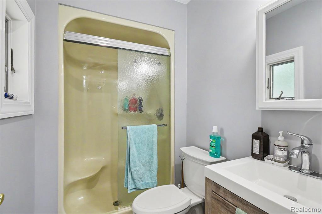 9442 WOODSIDE Trail, Swartz Creek, MI 48473 — Photo 20