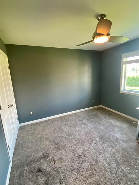 7758 DRAKESHIRE BLVD, Almont, MI 48003 — Photo 10