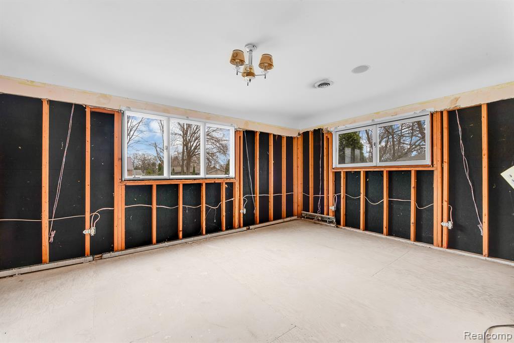 4125 FAIRWAY Drive, Fort Gratiot, MI 48059 — Photo 37