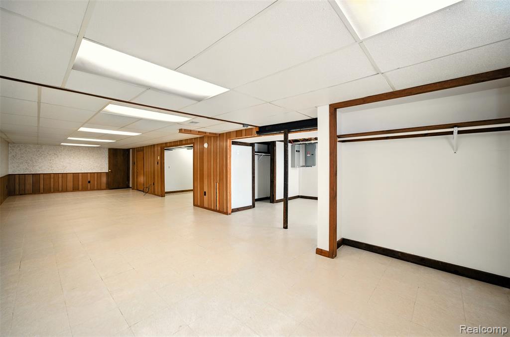 53626 Debra Drive, Shelby Twp, MI 48316 — Photo 38
