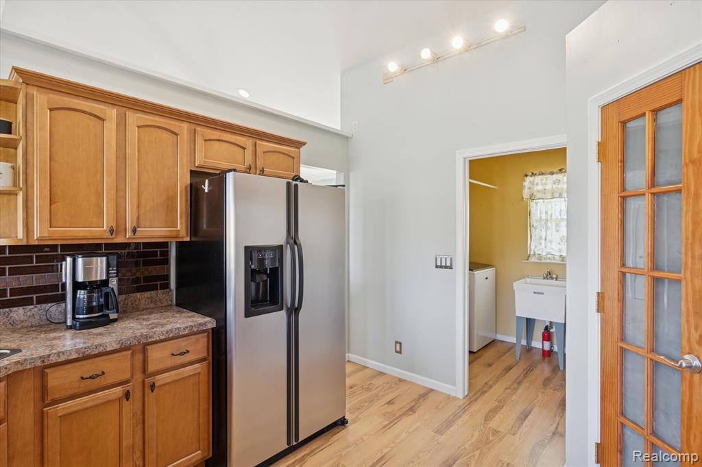 11051 Meadowview Drive, Goodrich Vlg, MI — Photo 17