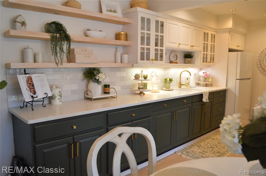40605 Newport Drive E, 294, Plymouth, MI 48170 — Photo 12