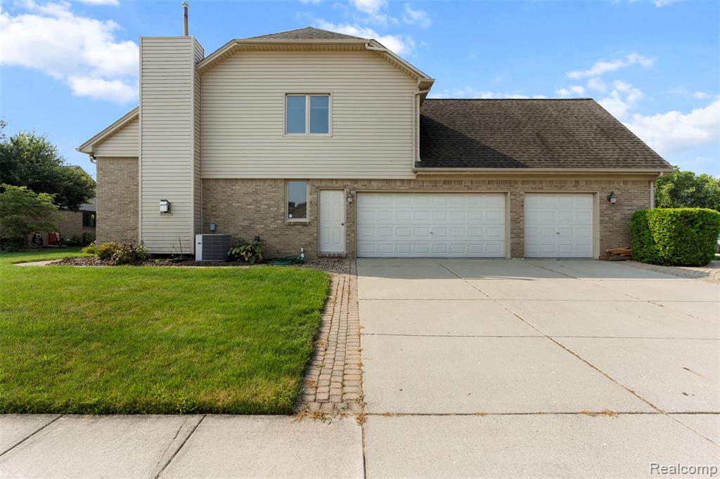 47668 Whippoorwill Drive, Macomb, MI 48044 — Photo 48