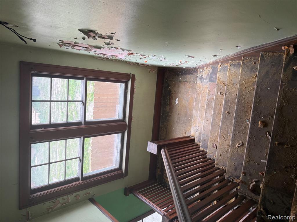 4420 Burns Street, Detroit, MI 48214 — Photo 16
