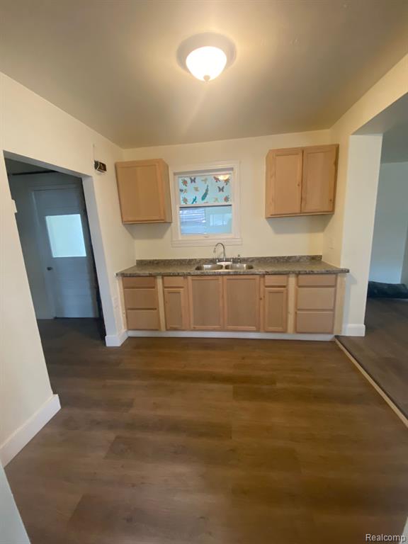 6808 ARLENE, Romulus, MI 48174 — Photo 5