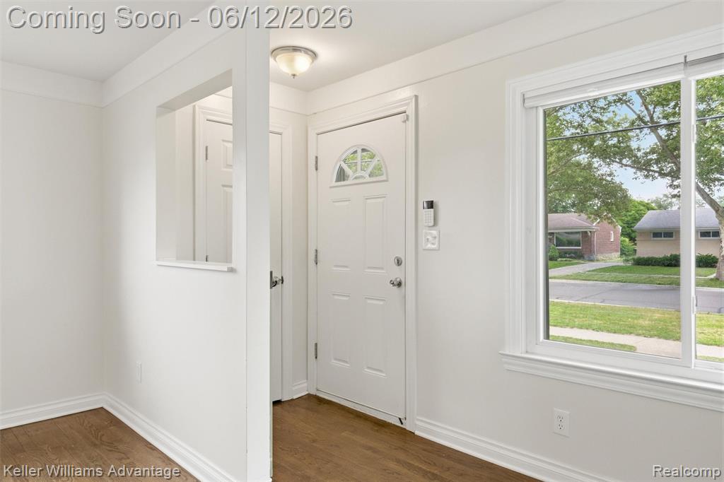 23111 Scotia Road, Oak Park, MI 48237 — Photo 4