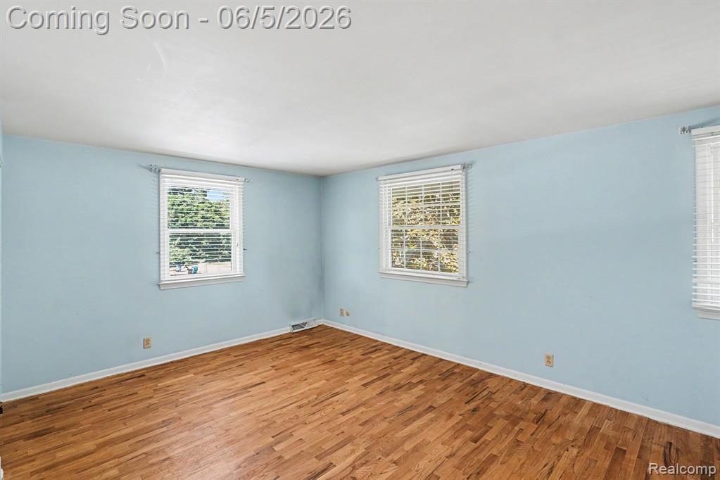 522 Old Bridge Road, Grand Blanc, MI 48439 — Photo 17