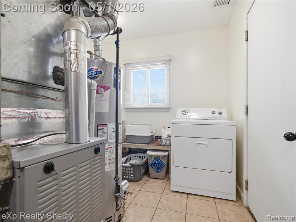 21660 Roosevelt Avenue, Farmington, MI 48336 — Photo 19