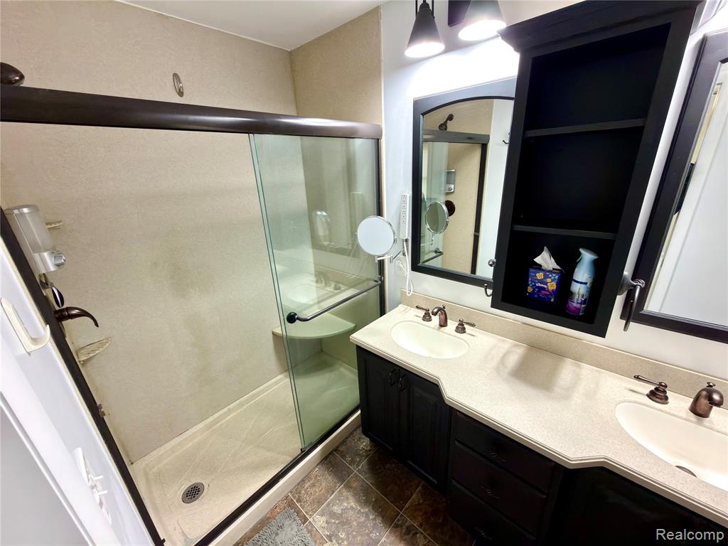 5934 Montebello Avenue, Haslett, MI 48840 — Photo 15