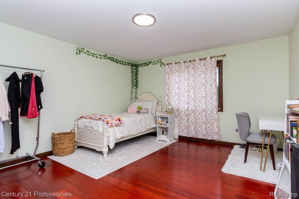 46498 HOUGHTON Drive, Shelby, MI 48315 — Photo 23