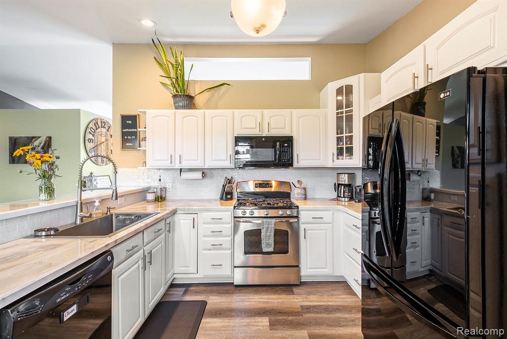 9437 Sheridan Road, Gaines Vlg, MI 48436 — Photo 14