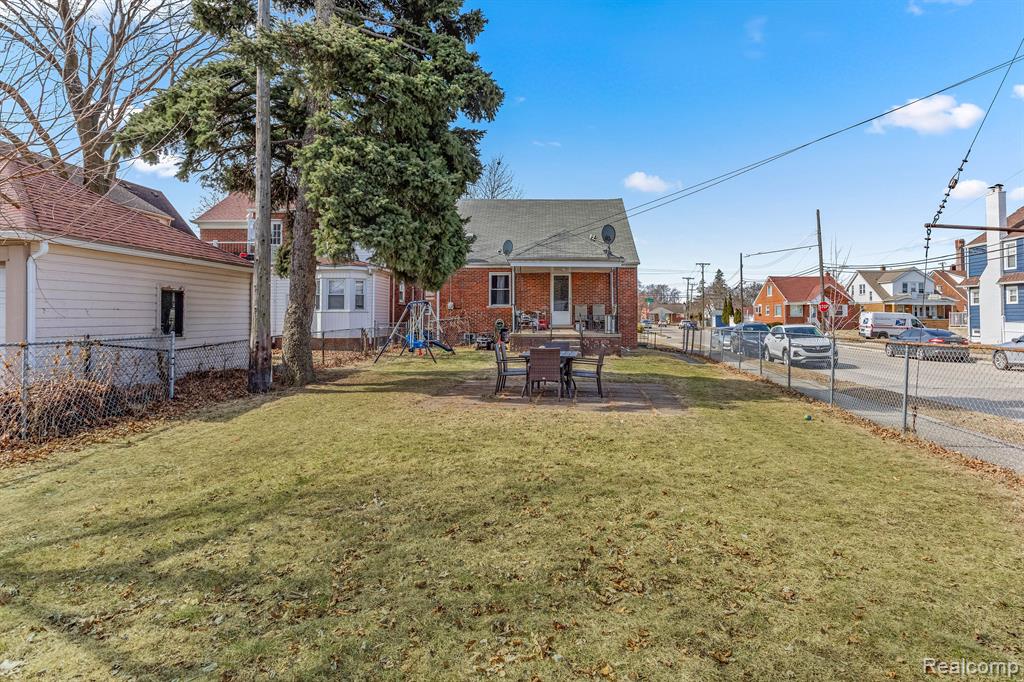 4770 ORCHARD Avenue, Dearborn, MI 48126 — Photo 36