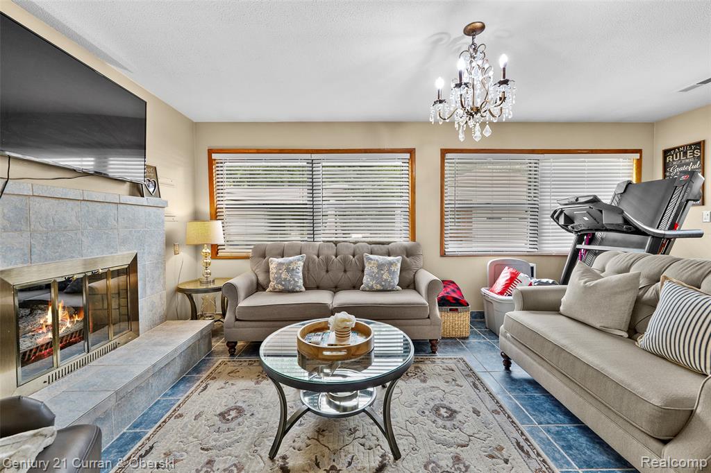 5741 Hubbell Street, Dearborn Heights, MI 48127 — Photo 20