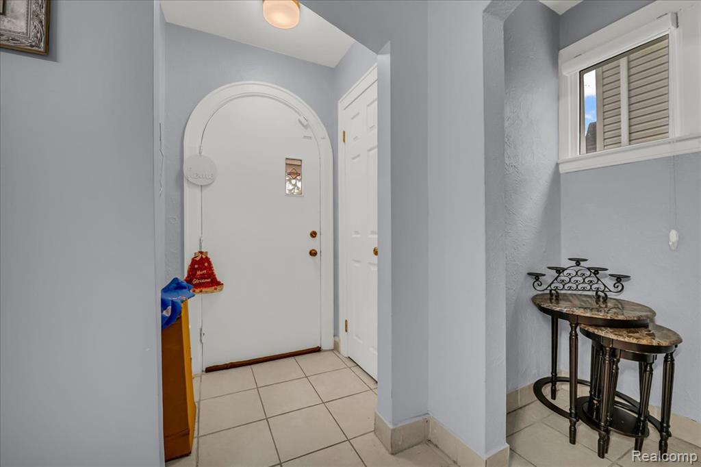 6101 Appoline Street, Dearborn, MI 48126 — Photo 4