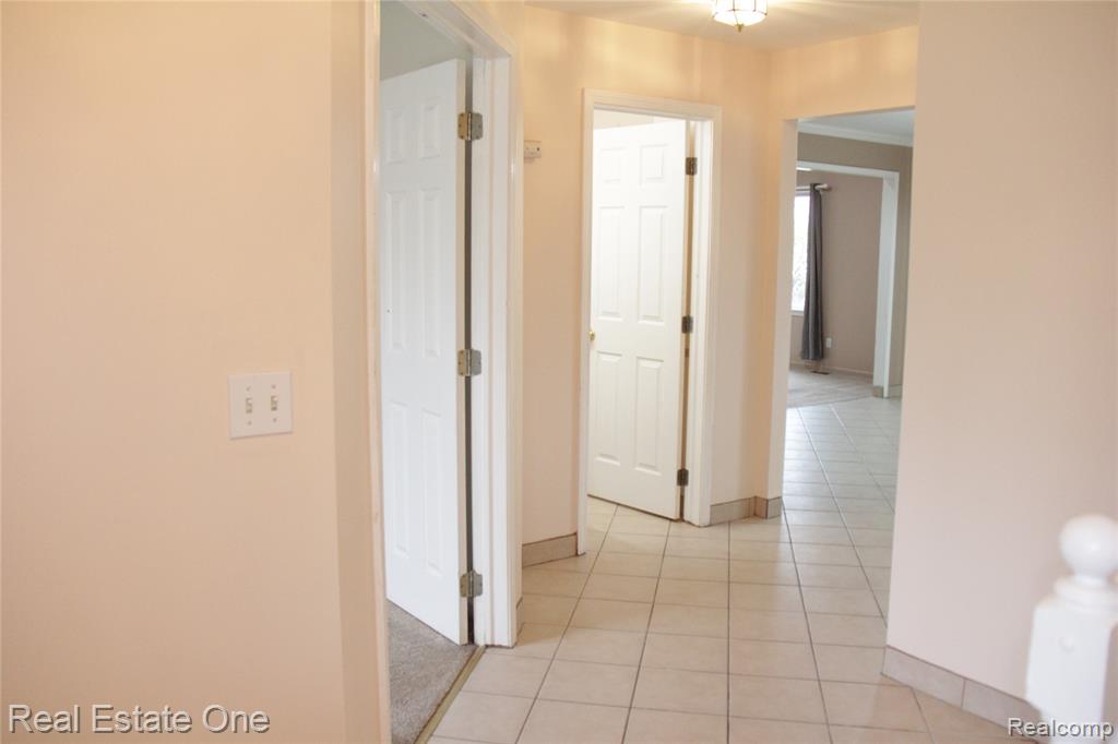 40690 Bluesprings Court, Canton, MI 48188 — Photo 10