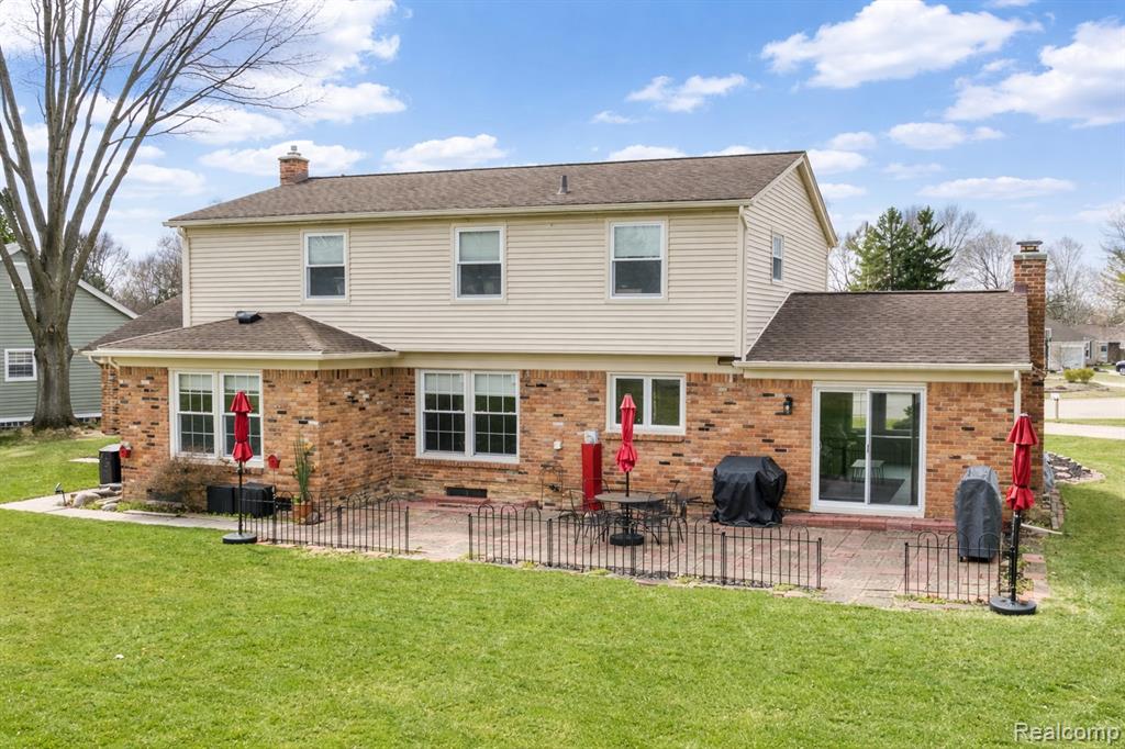 41862 Baintree Circle, Northville, MI 48168 — Photo 2