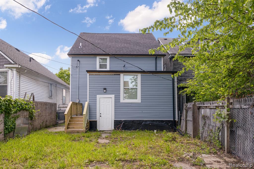 5442 Iroquois Street - Photo 3