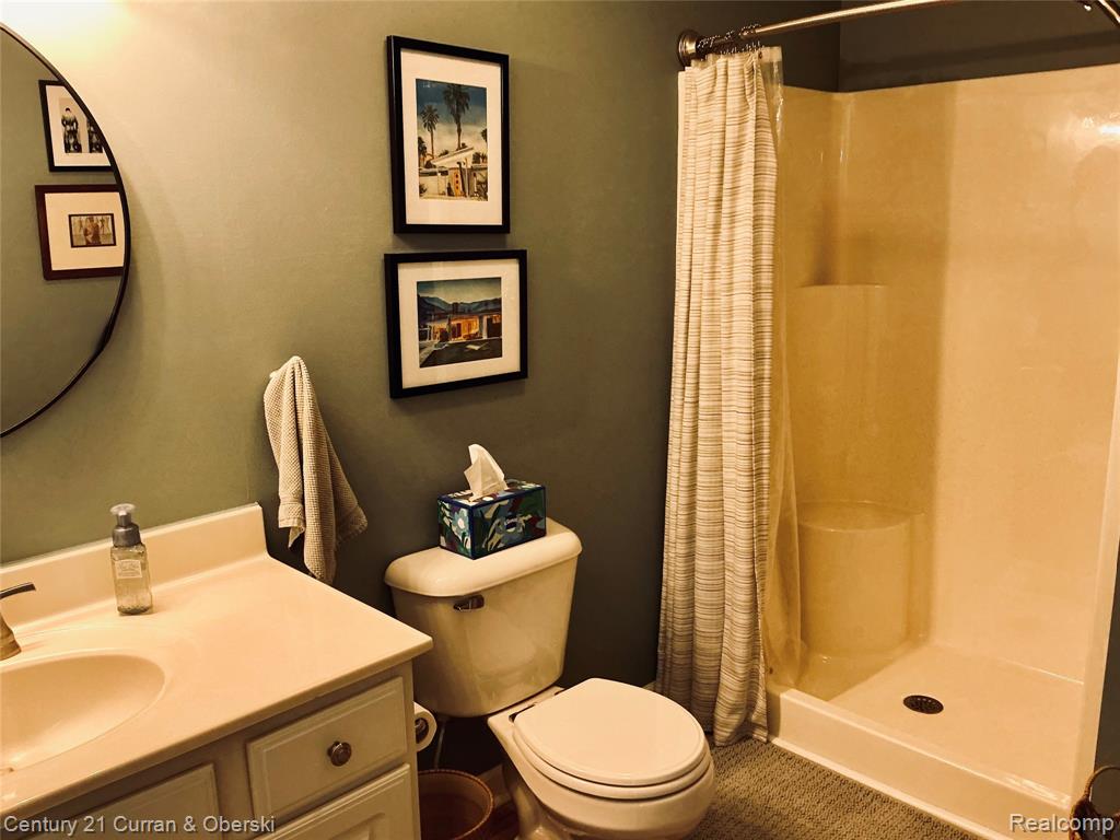 318 Elm Avenue, Roscommon, MI 48653 — Photo 16