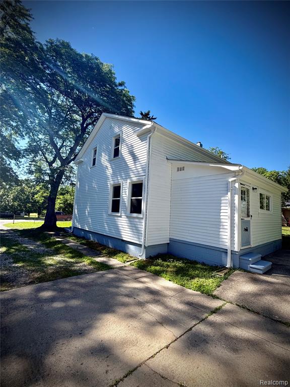 50730 Fairchild Road, New Baltimore, MI — Photo 6