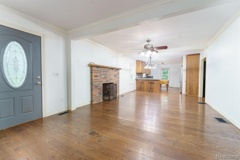 8953 OAK GROVE Road, Howell, MI 48855 — Photo 11