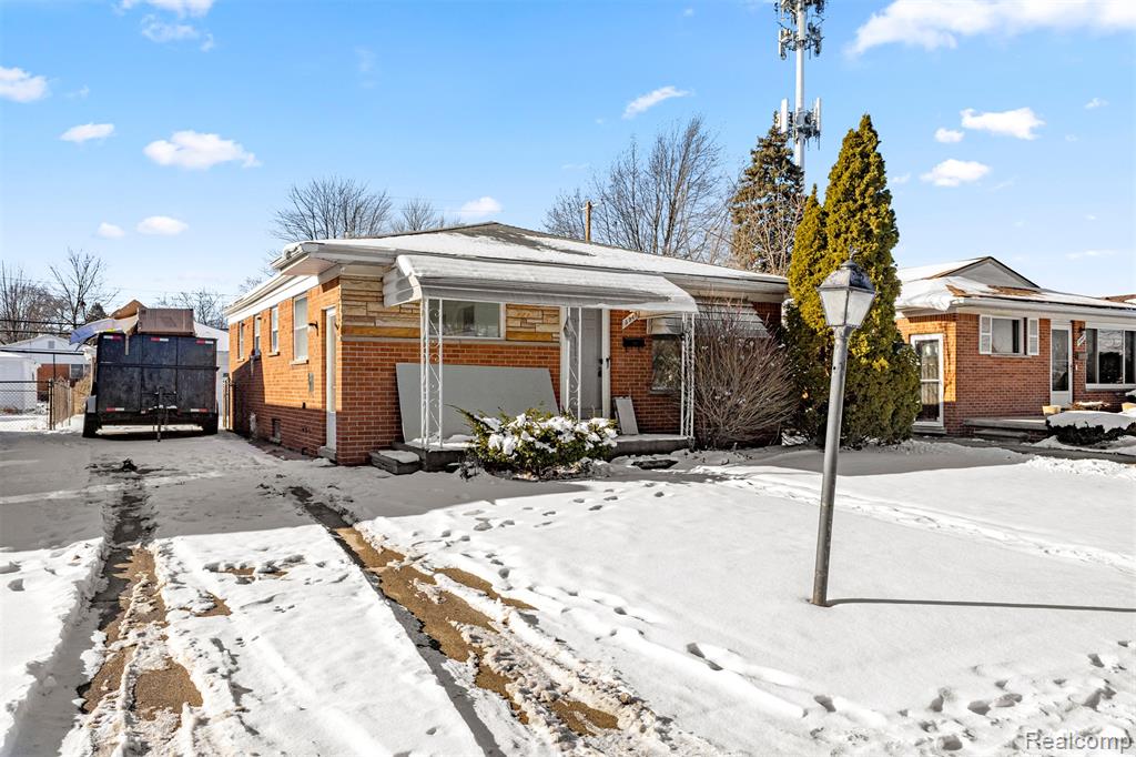 5949 N Lafayette Street, Dearborn Heights, MI 48127 — Photo 3