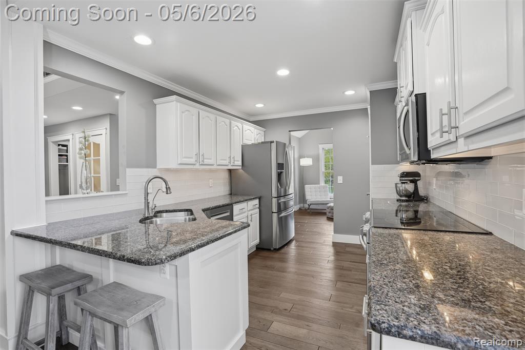 9648 Mohican Court, Pinckney, MI 48169 — Photo 13