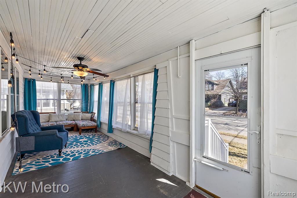 919 N WASHINGTON Avenue, Royal Oak, MI 48067 — Photo 3