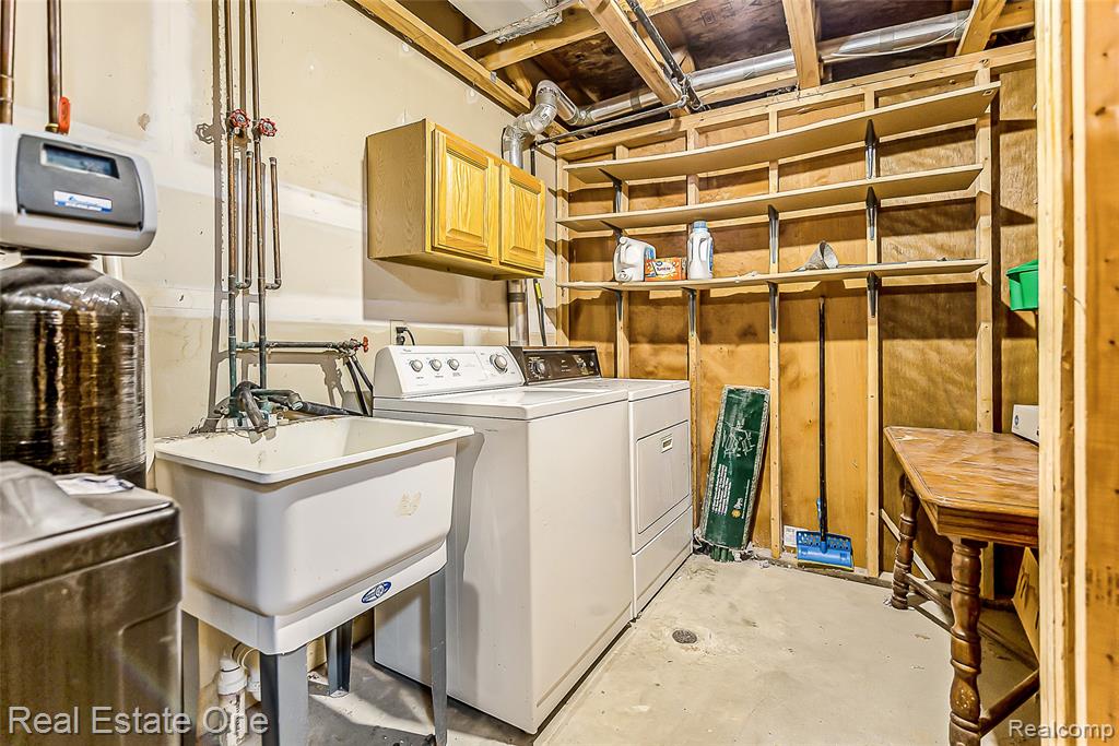62360 Arlington Circle, 2, South Lyon, MI 48178 — Photo 29