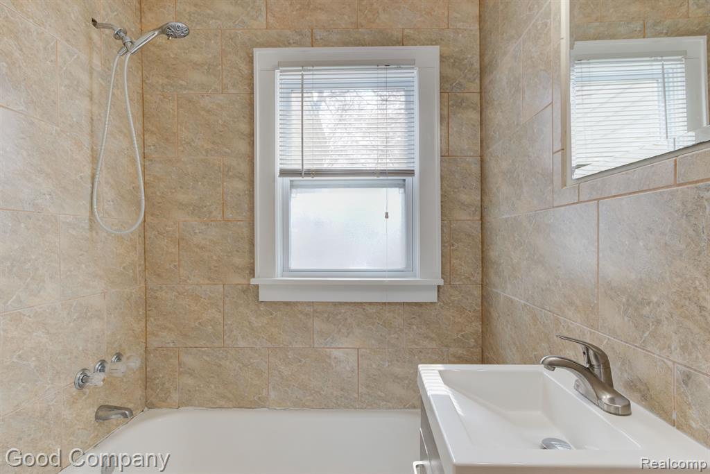 610 E Lewiston Avenue, Ferndale, MI 48220 — Photo 14