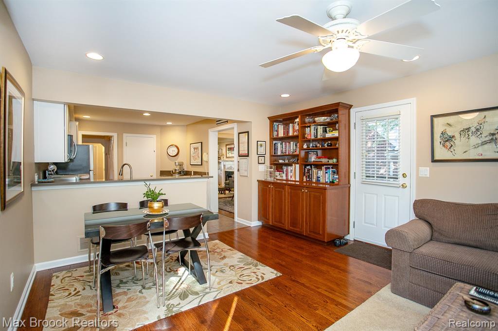 10445 Lincoln Drive, Huntington Woods, MI — Photo 19