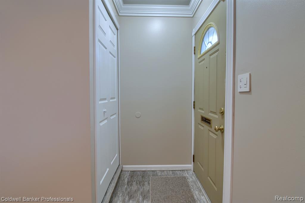 6468 Dillon Street, Garden City, MI — Photo 5