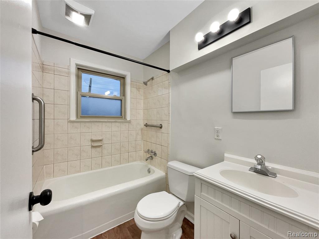 18031 Hamann Street, Riverview, MI 48193 — Photo 9