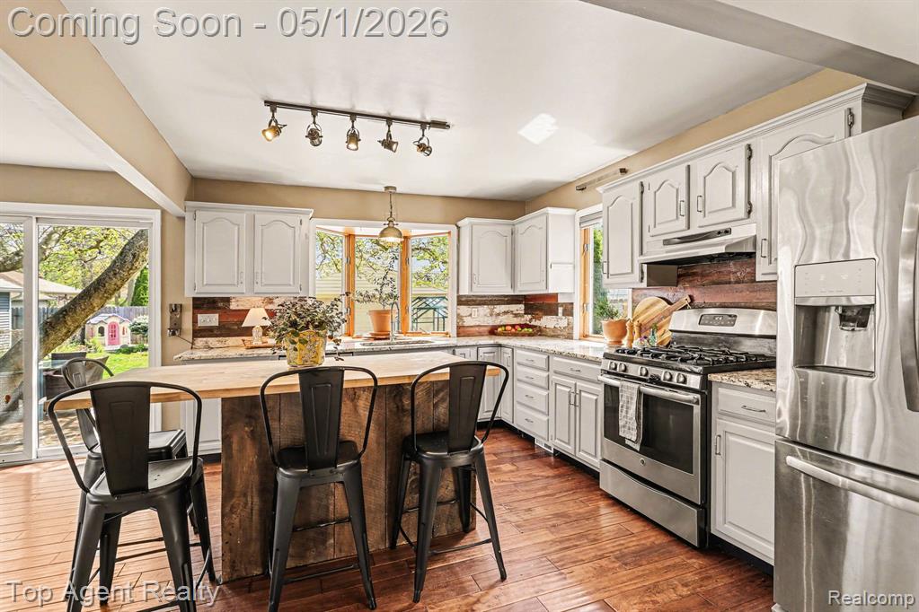 3744 Robina Avenue, Berkley, MI 48072 — Photo 6