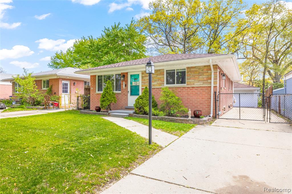 6016 N Berry Street, Westland, MI — Photo 2