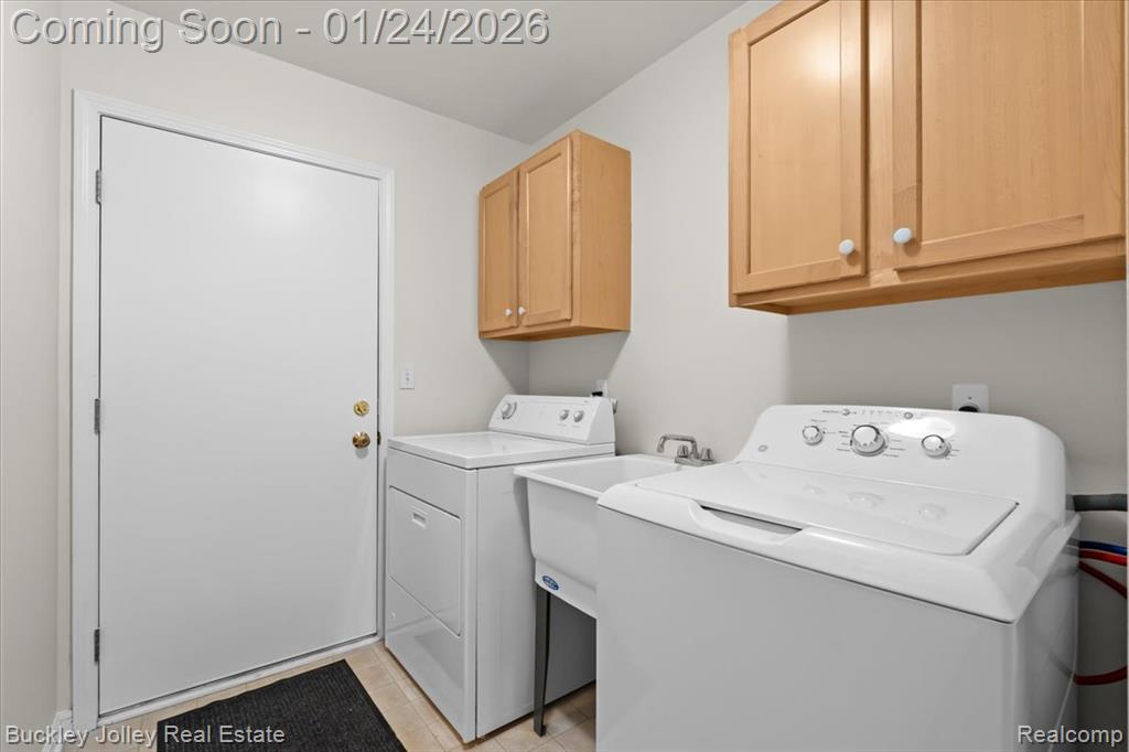 4030 Kirkway Court, 125, Howell, MI 48843 — Photo 19