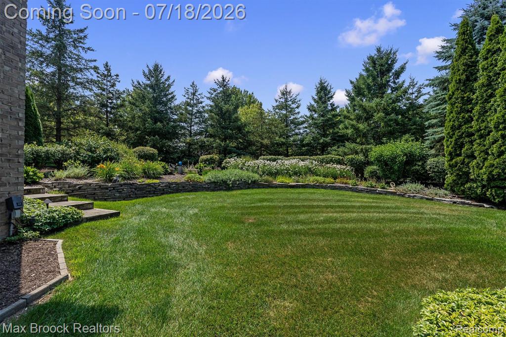 54878 Grenelefe Circle E, South Lyon, MI 48178 — Photo 47