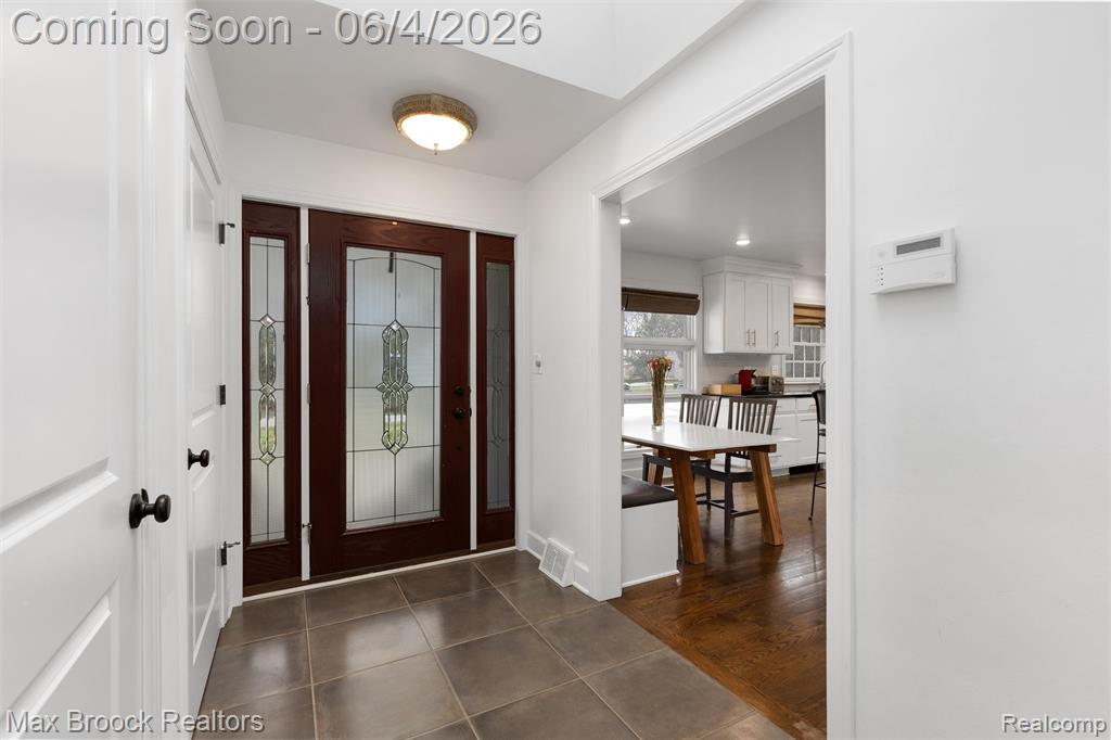 3797 S Darlington Road, Bloomfield Hills, MI 48301 — Photo 4