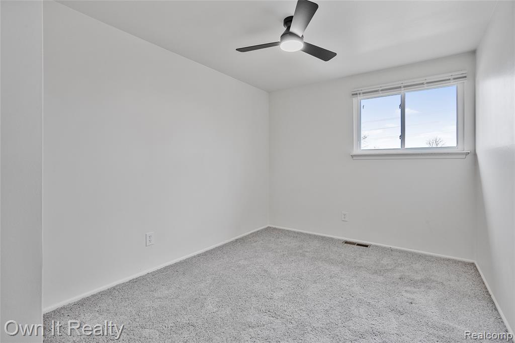 9342 Birch Street, Taylor, MI — Photo 16
